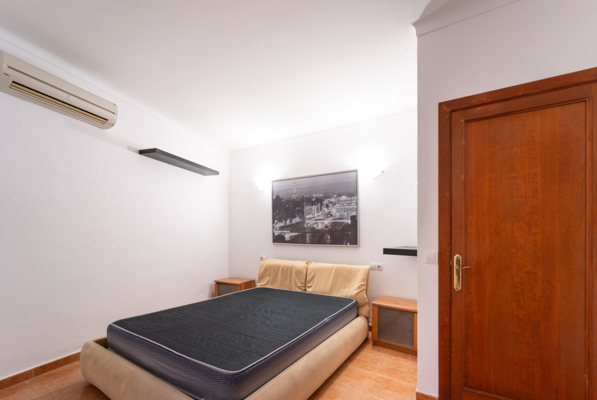 Erdgeschosswohnung in Campos mit Terrasse und Klimaanlage