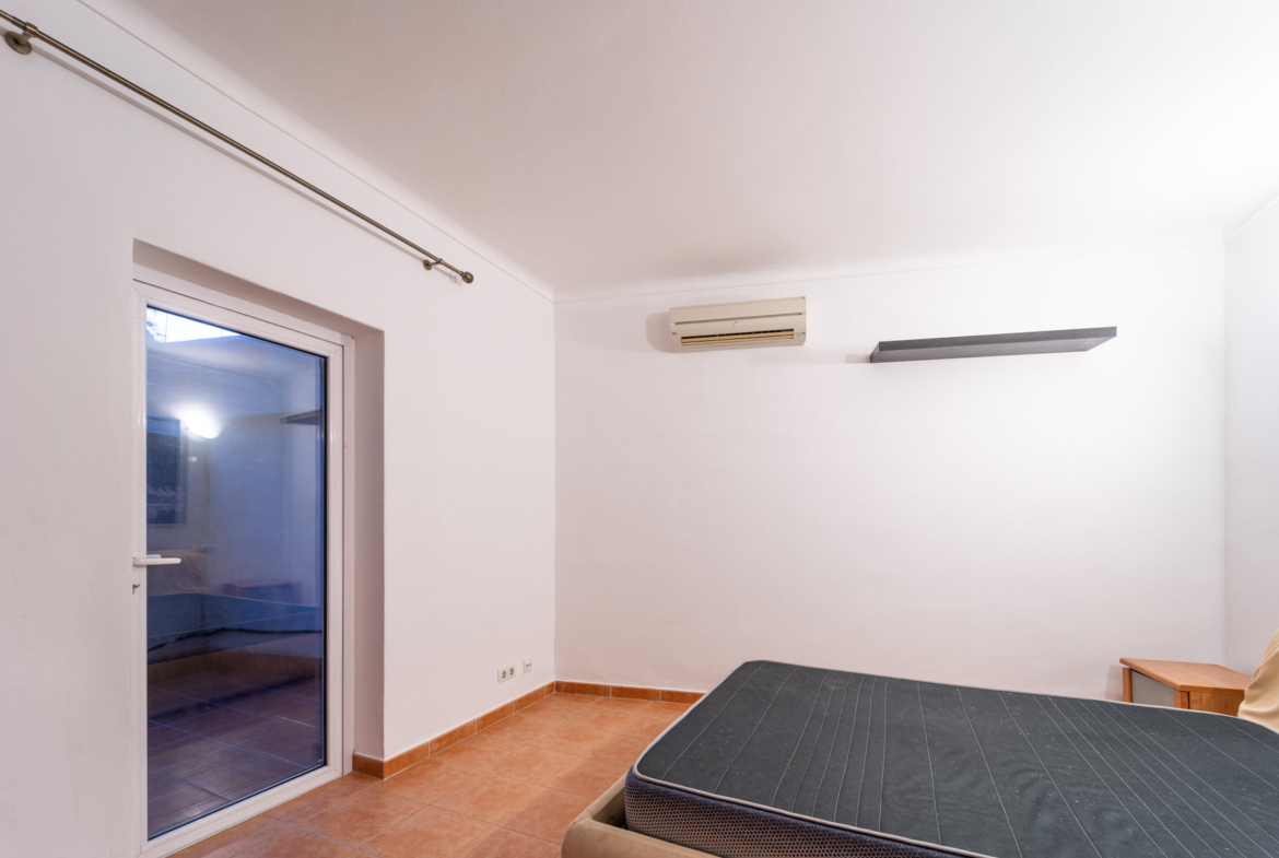 Erdgeschosswohnung in Campos mit Terrasse und Klimaanlage