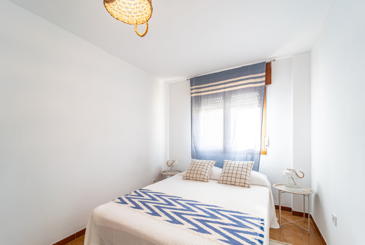 Spacious 3-Bed Apartment with Terrace for Rent in Palma