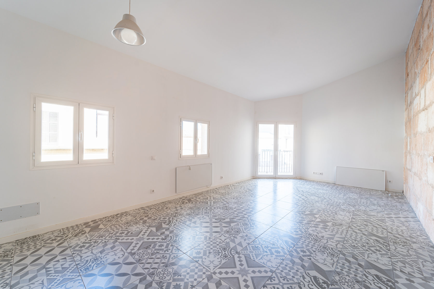 Renovated 1-Bed Apartment with Terrace for Rent in Ses Salines