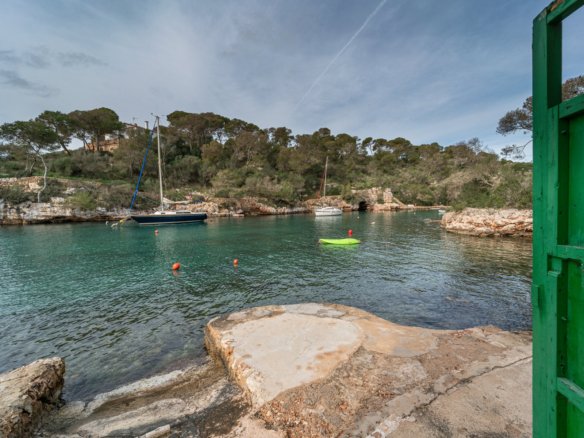 Casa en primera línea de mar en Cala Figuera, Santanyí