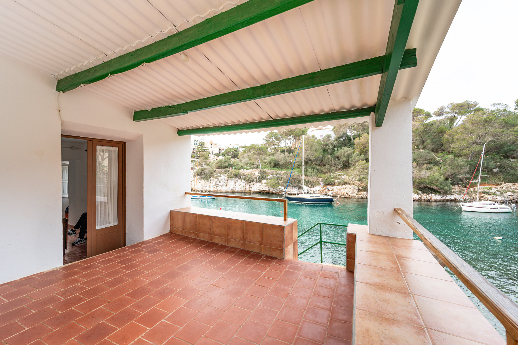 LWP3043.jpg Frontline Sea Views Villa for Rent in Cala Figuera, Santanyí
