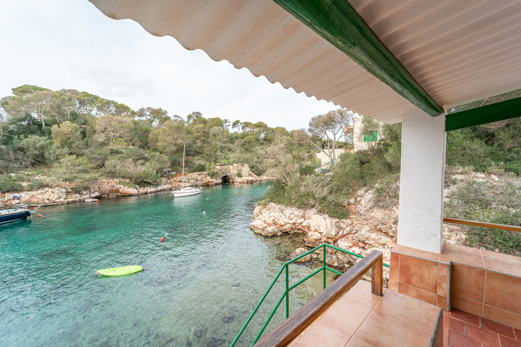 LWP3044.jpg Frontline Sea Views Villa for Rent in Cala Figuera, Santanyí
