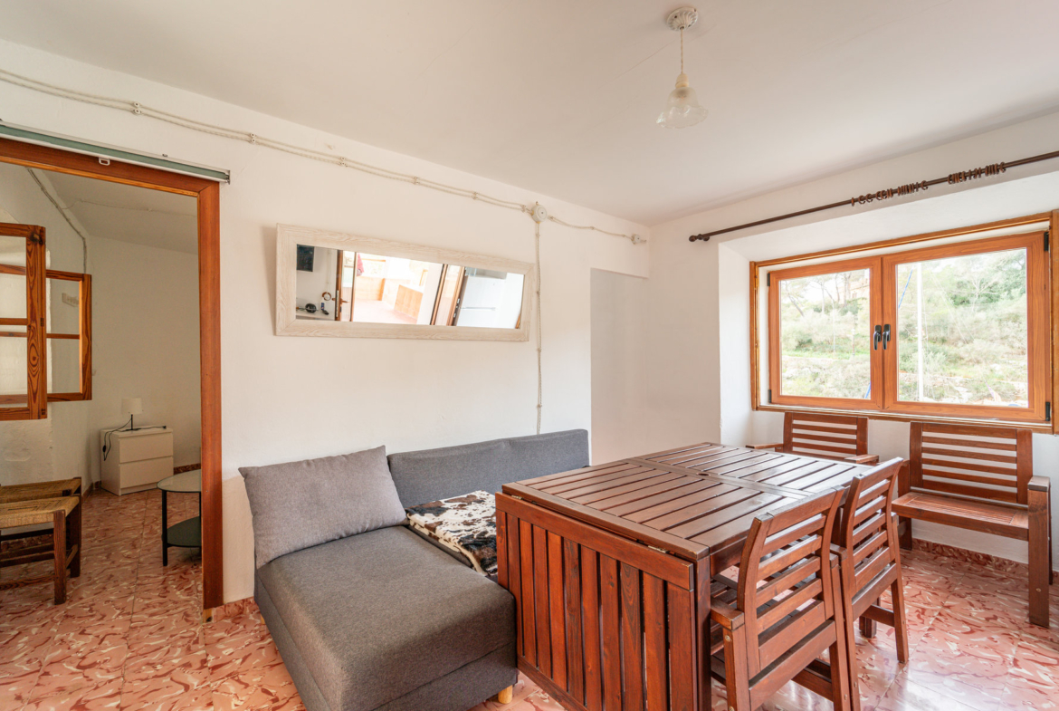 Frontline Sea Views Villa for Rent in Cala Figuera, Santanyí