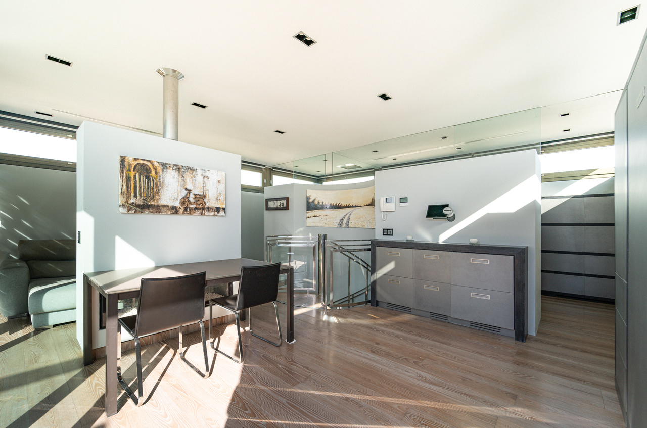 Furnished Studio Penthouse for Rent in Manacor with Large Terrace