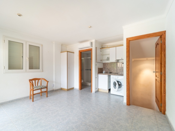 Apartamento dúplex en alquiler con terraza en Colonia de Sant Jordi