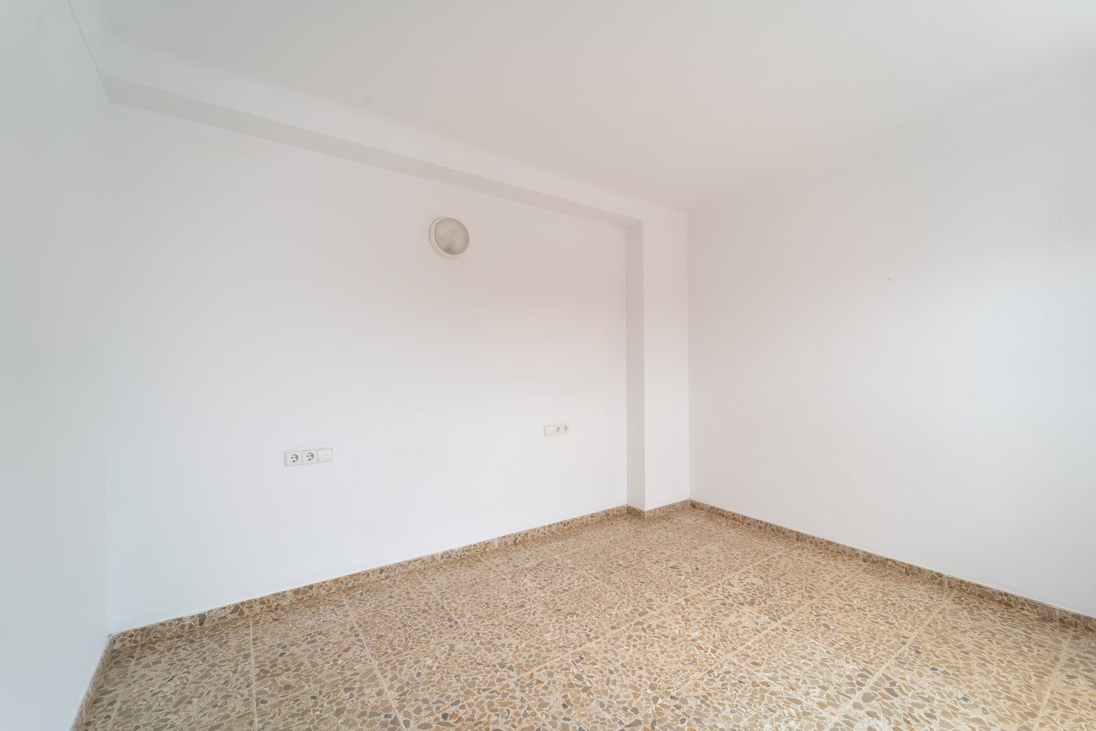 Piso-en-alquiler-en-Es-Llombards._-8-Copiar.jpg 4-Bedroom Furnished Apartment with Terrace in Es Llombards