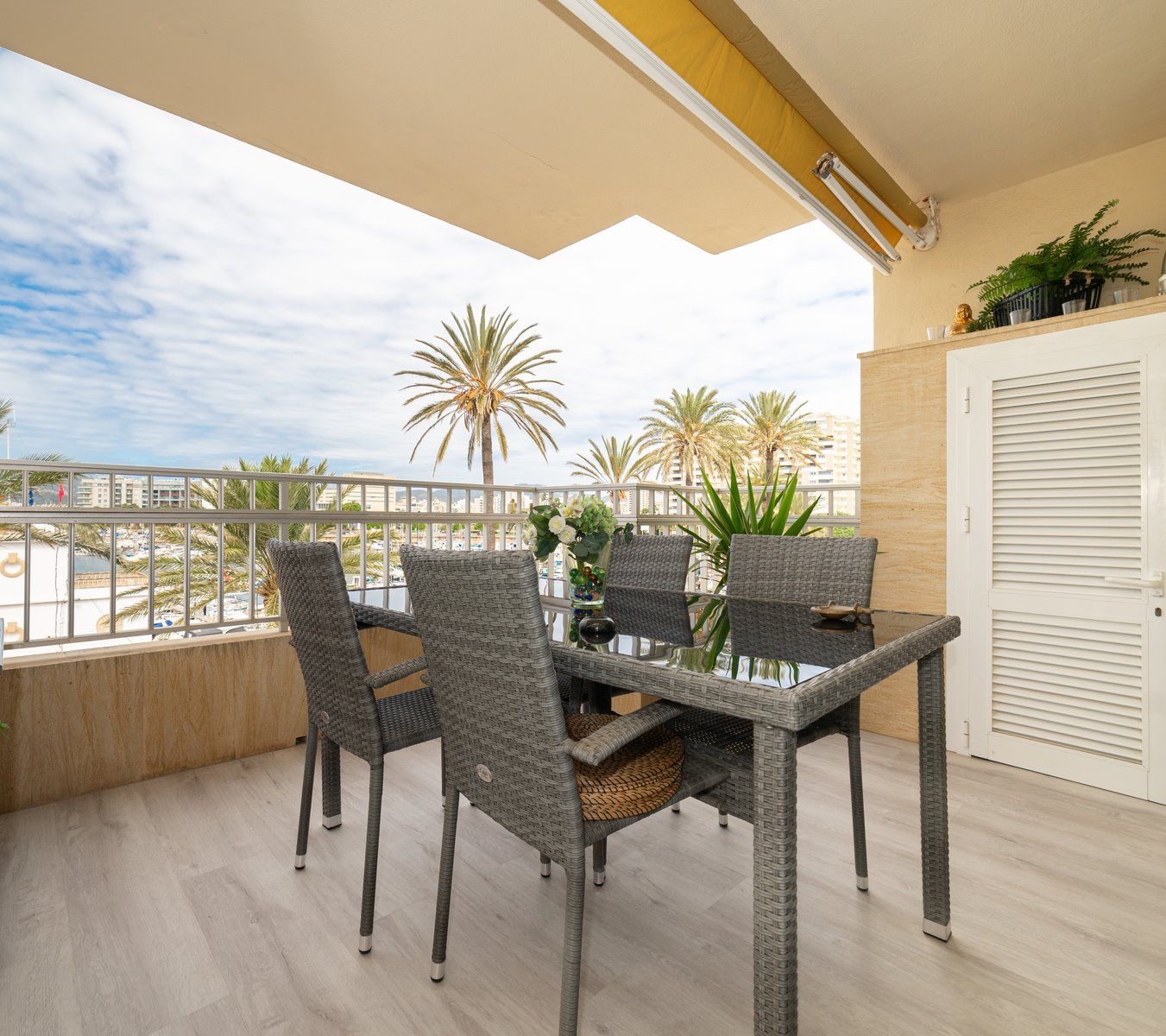 Piso-en-venta-en-Es-Portixol-con-vistas-al-mar-18-1213-Villasyfincasmallorca.jpg Piso en primera línea de mar en Portixol, Palma de Mallorca