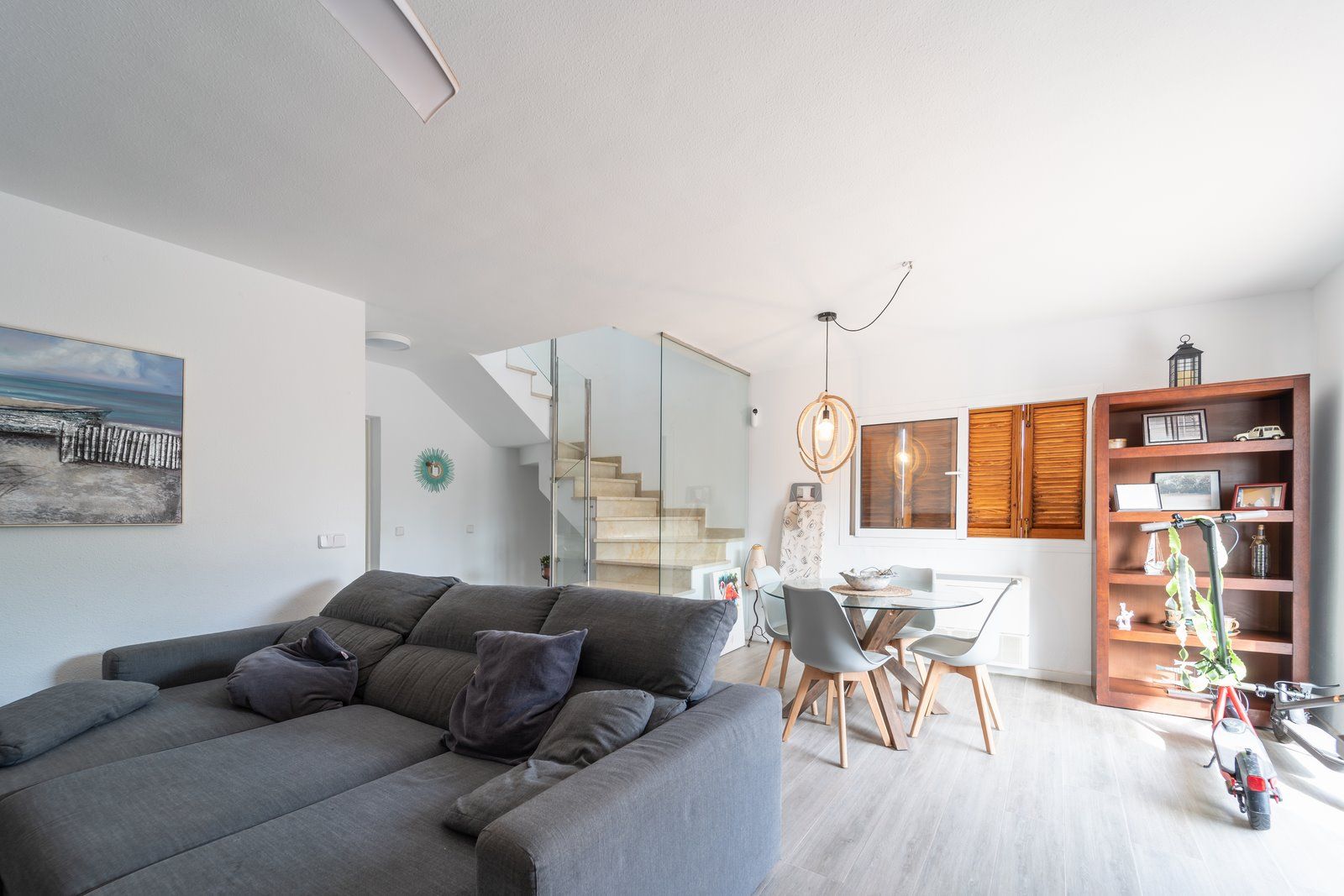 Villa-to-rent-with-swimming-pool-in-sEstanyol-11-Copiar.jpg Casa adosada en alquiler con piscina y terrazas en s'Estanyol