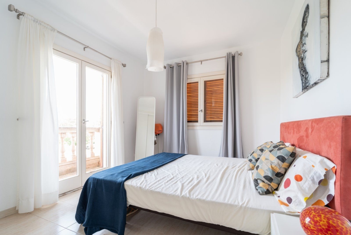 Casa adosada en alquiler con piscina y terrazas en s'Estanyol