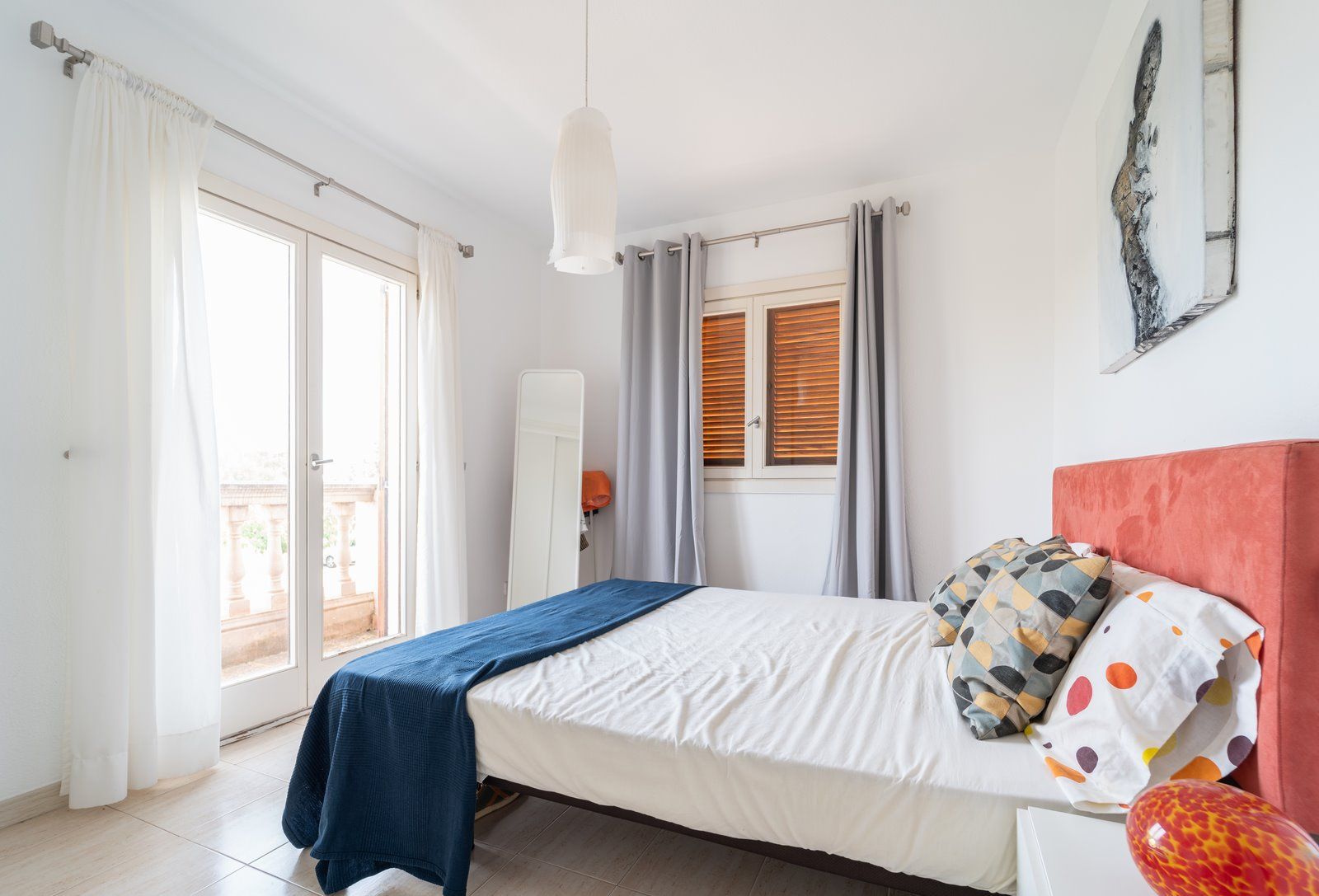 Villa-to-rent-with-swimming-pool-in-sEstanyol-19-Copiar.jpg Casa adosada en alquiler con piscina y terrazas en s'Estanyol