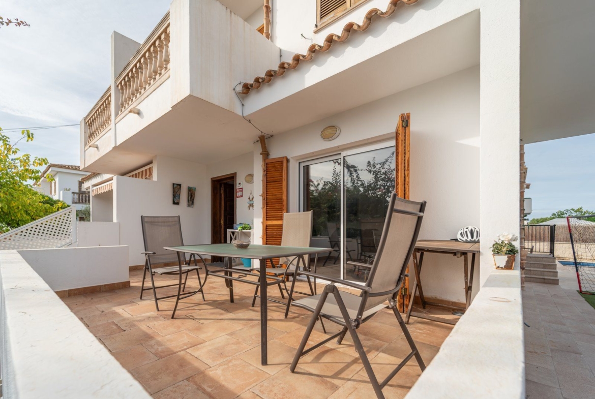 Casa adosada en alquiler con piscina y terrazas en s'Estanyol