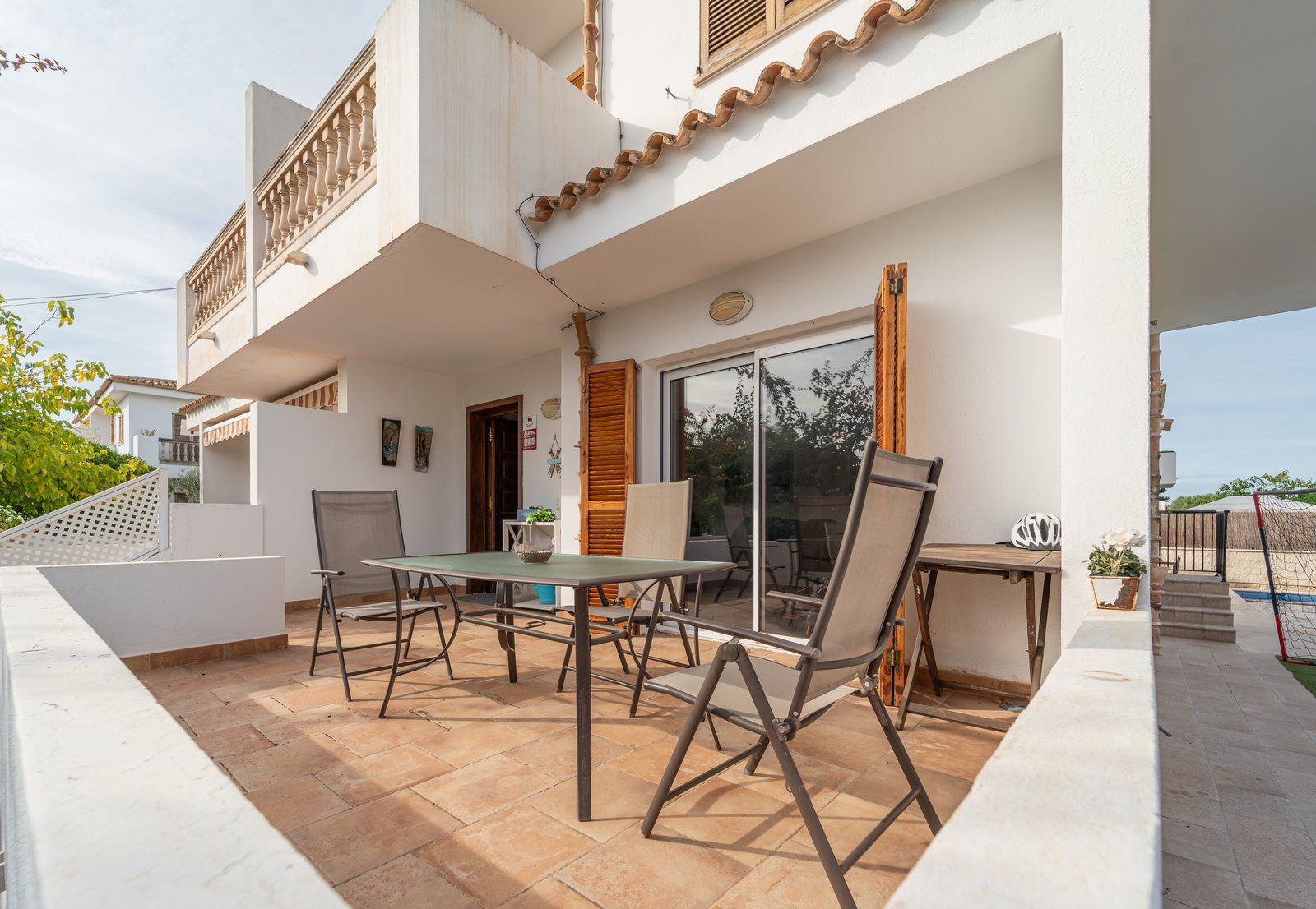 Villa-to-rent-with-swimming-pool-in-sEstanyol-2-Copiar.jpg Casa adosada en alquiler con piscina y terrazas en s'Estanyol