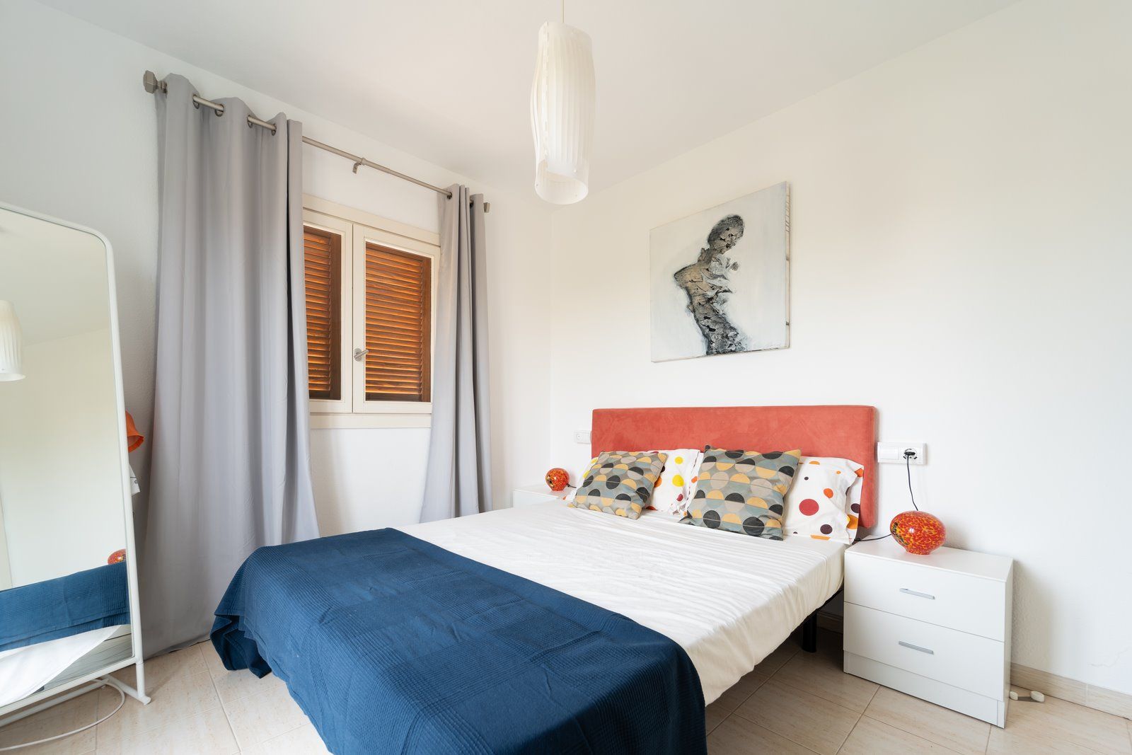 Villa-to-rent-with-swimming-pool-in-sEstanyol-20-Copiar.jpg Casa adosada en alquiler con piscina y terrazas en s'Estanyol