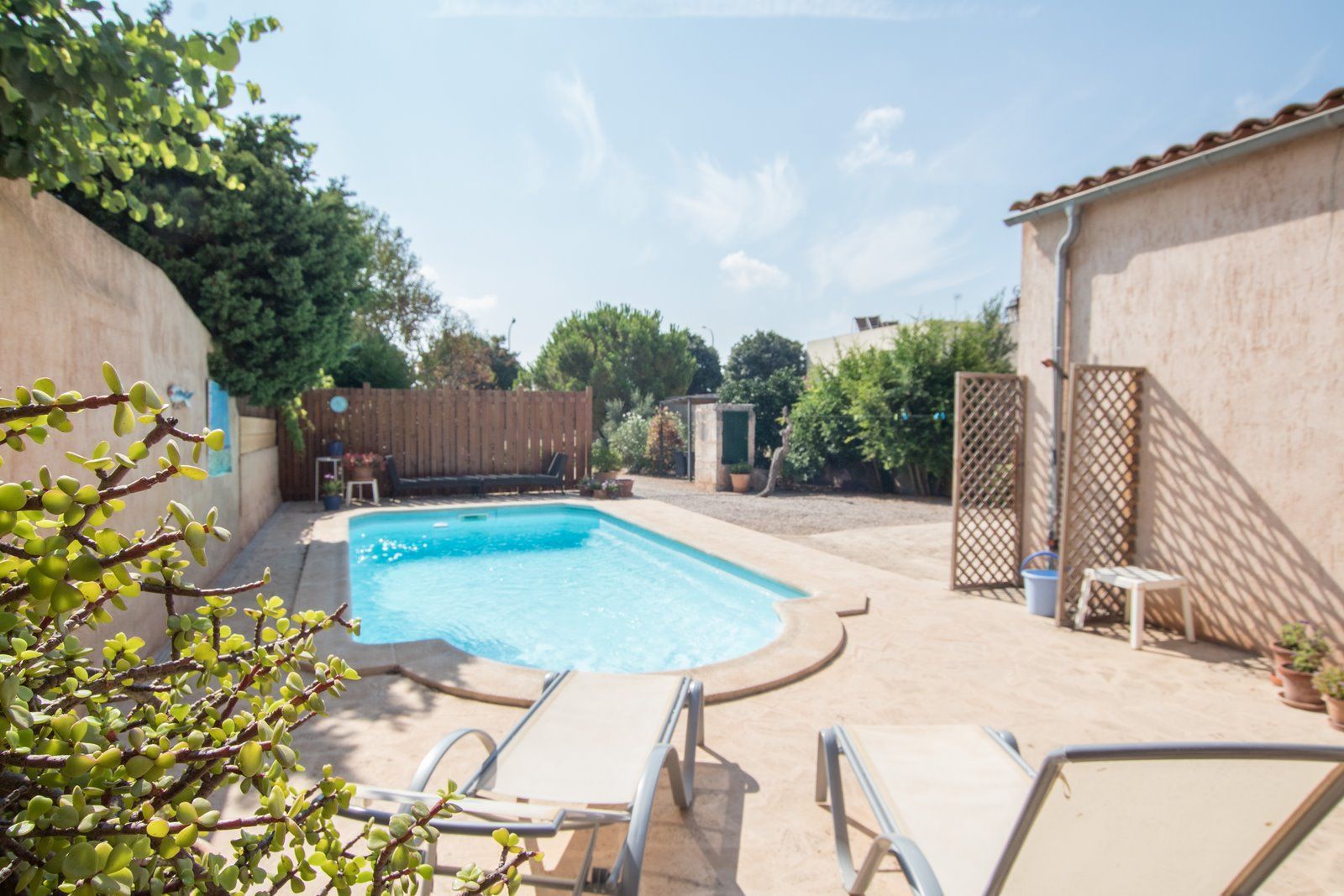 can-Llucia-piscina-Copiar.jpg Dorfhaus mit Pool zur Miete in Ses Salines – 5 Schlafzimmer