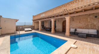 Casa de campo en alquiler en Ses Salines con piscina y vistas al mar