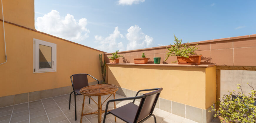 Apartment for rent in Ses Salines, furnished with a large terrace