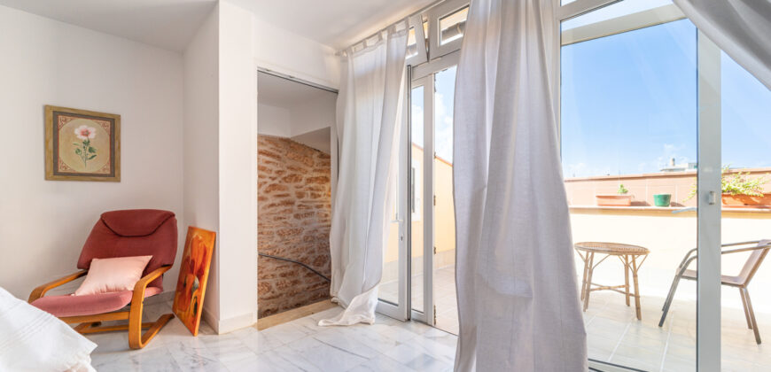Apartment for rent in Ses Salines, furnished with a large terrace