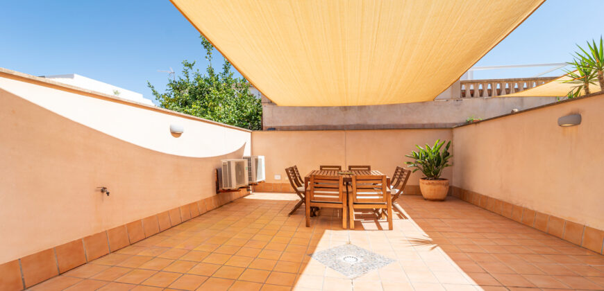 Piso en alquiler en s’Estanyol con gran terraza privada