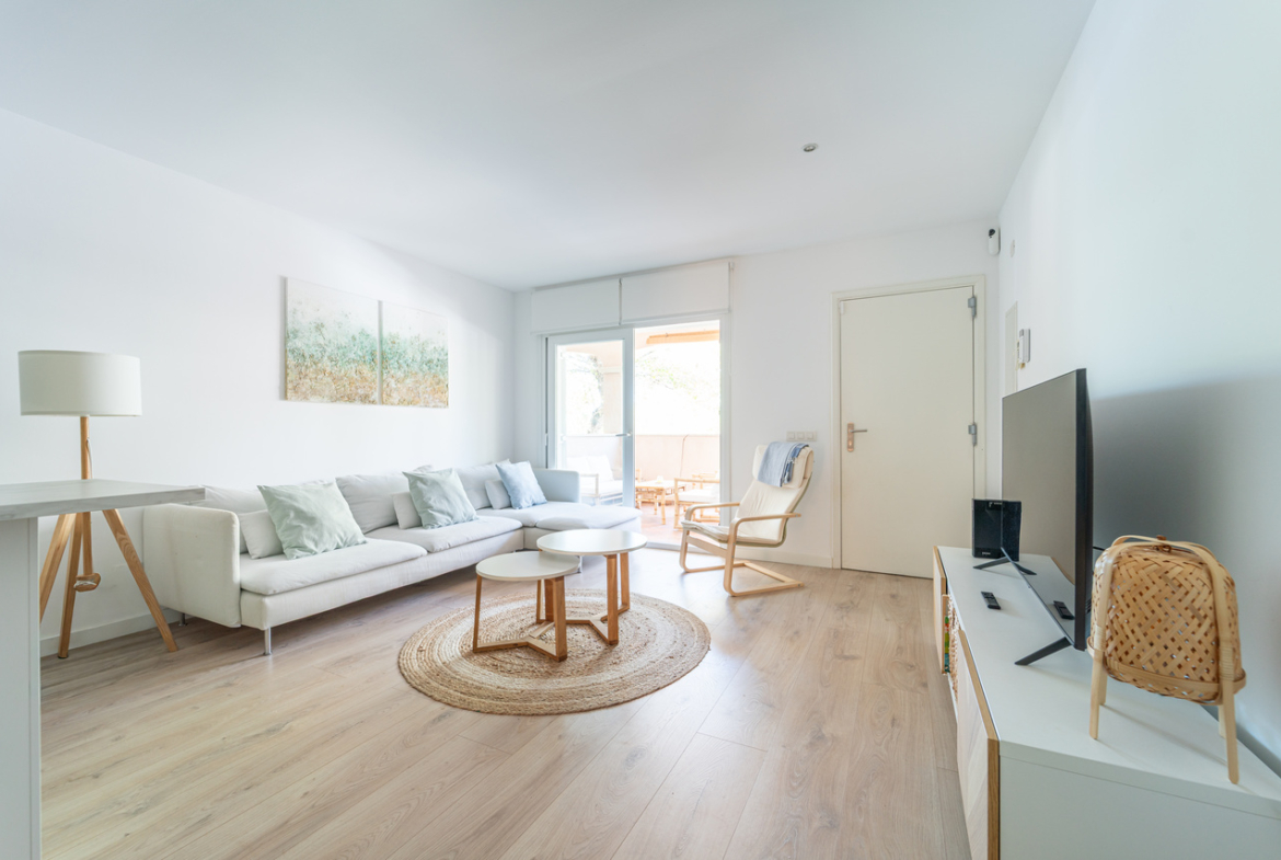 Piso en alquiler en s’Estanyol con gran terraza privada