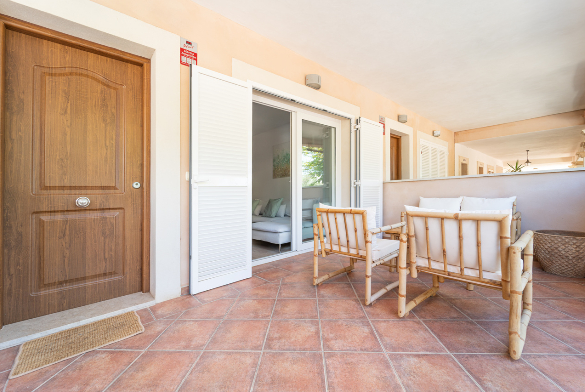 Piso en alquiler en s’Estanyol con gran terraza privada