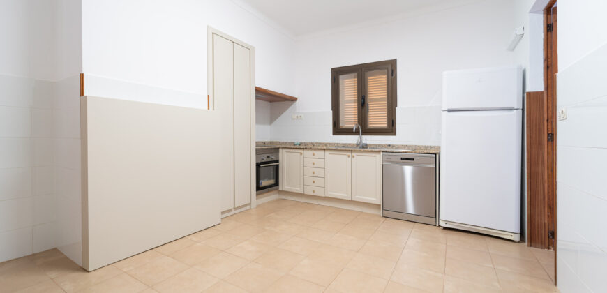 Casa de campo con jardín en alquiler en Campos, 4 dormitorios