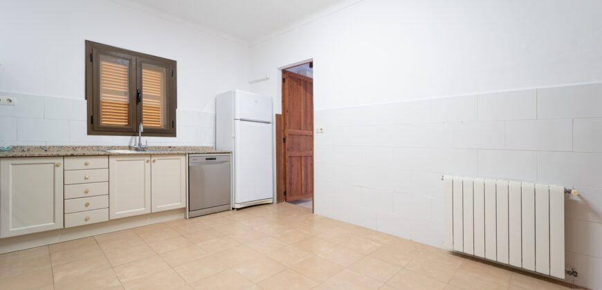 Casa de campo con jardín en alquiler en Campos, 4 dormitorios